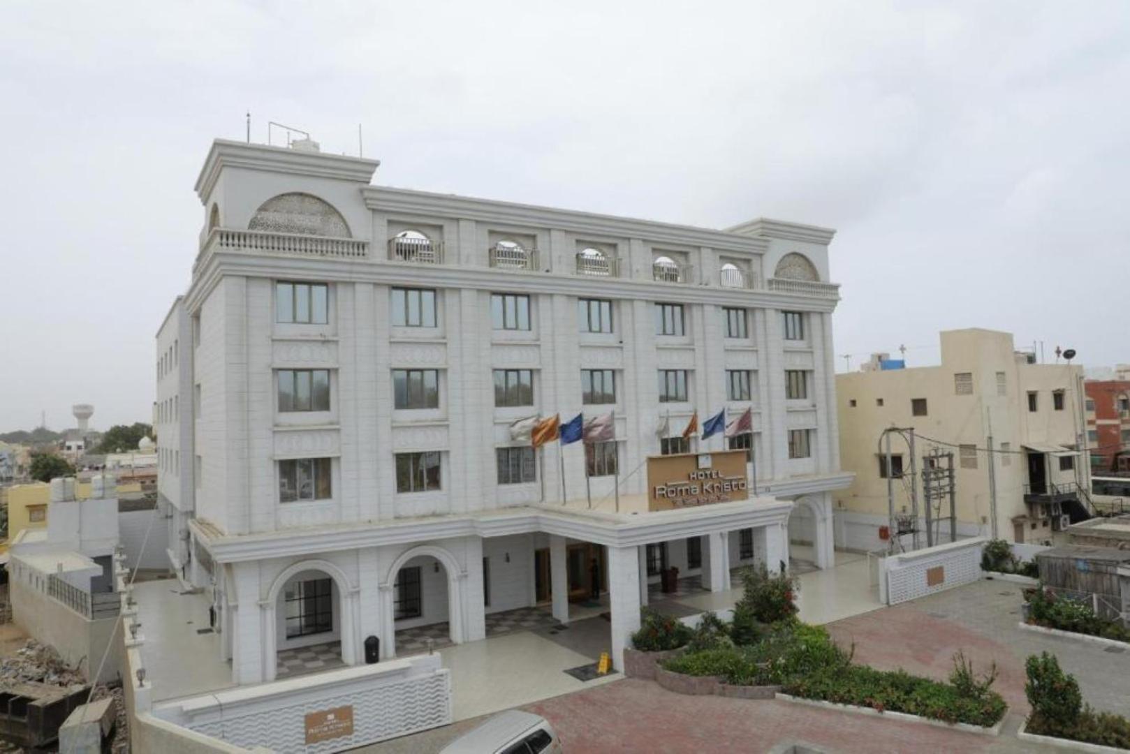 Hotel Roma Kristo Dwārka Exteriör bild
