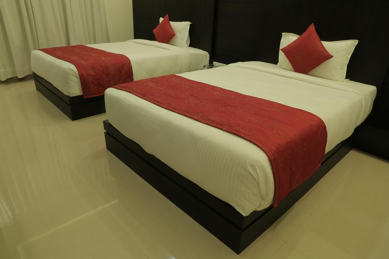 Hotel Roma Kristo Dwārka Exteriör bild
