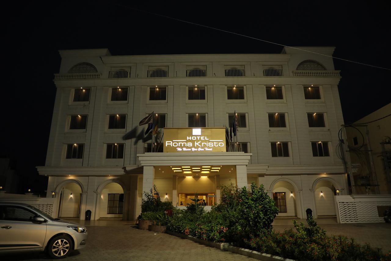 Hotel Roma Kristo Dwārka Exteriör bild